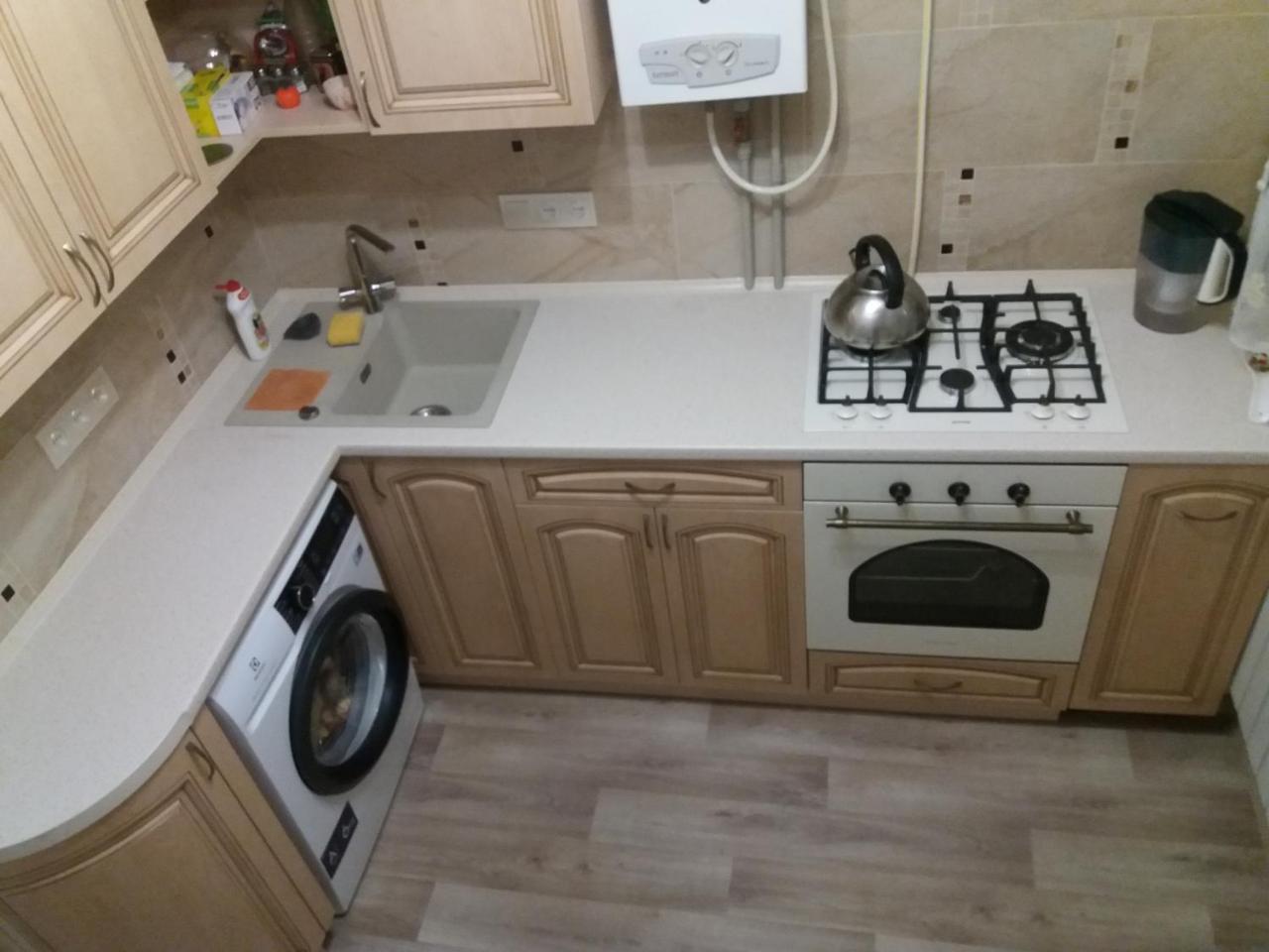 Сozy Appartment Near Metro Station "23 Avgusta" Kharkiv Bagian luar foto